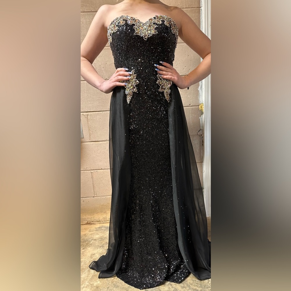 Sparkly black prom dress